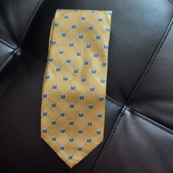 New W/Tags Jos. A. Bank  Executive Collection  Yellow and Blue Silk Neck Tie - Picture 9 of 9